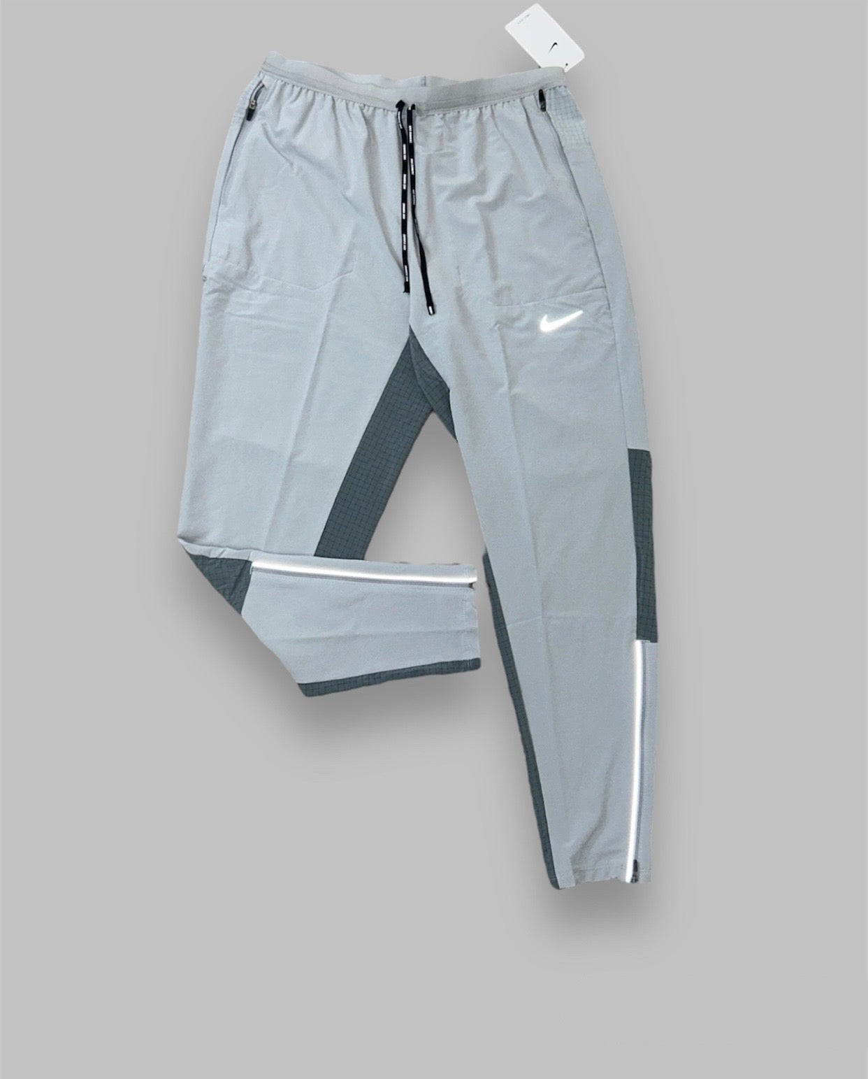 NIKE WOVEN PHENOM BOTTOMS - GREY