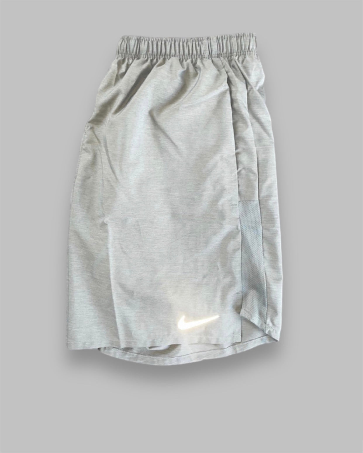 Nike dry-fit challenger shorts '7' grey