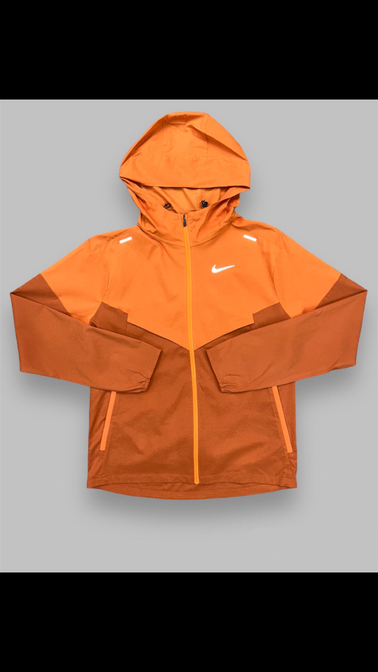 NIKE UV WINDRUNNER - ORANGE